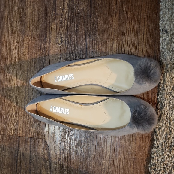 Gray faux fur ballet flats - Picture 2 of 3